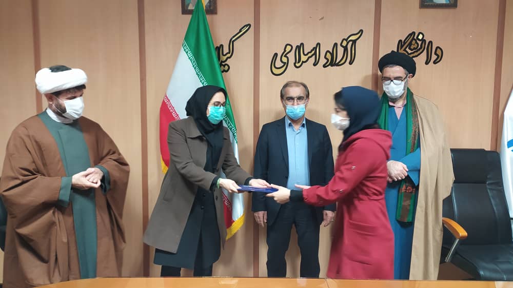 تجلیل از دانشجویان رشته پرستاری در رشت