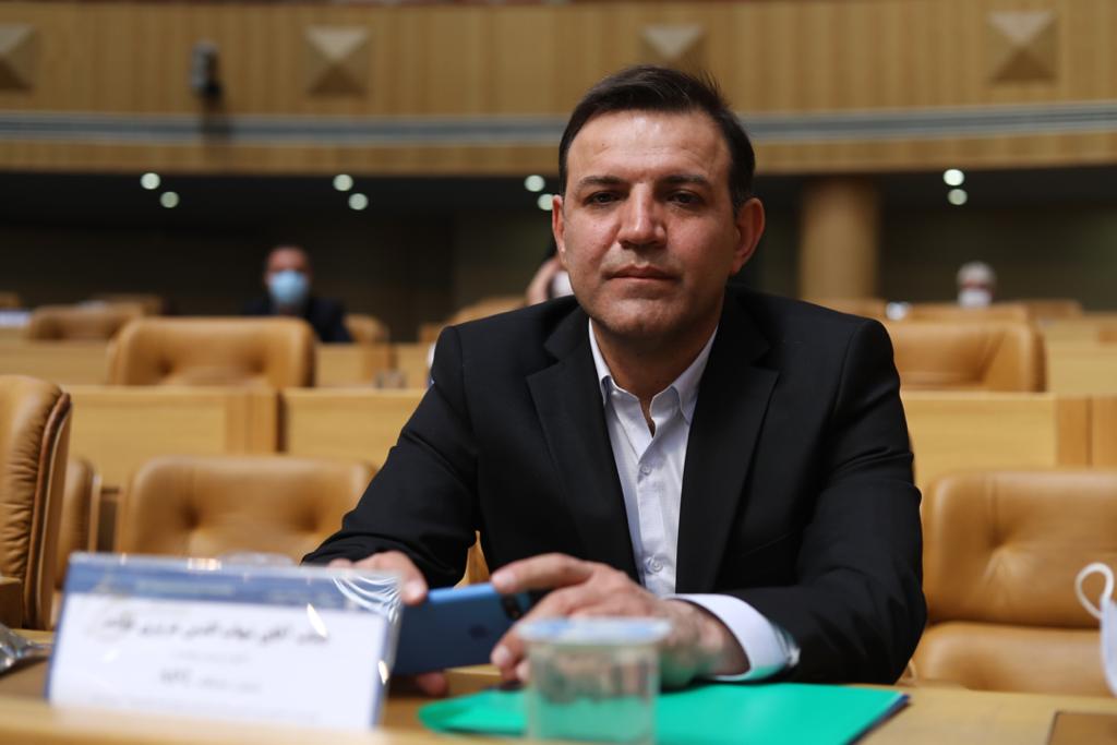 شهابالدین عزیزی خادم