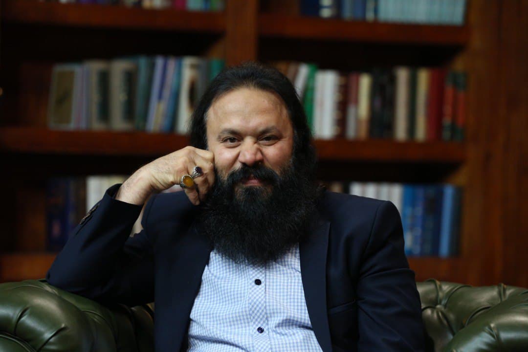 کوروش زارعی