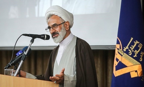 حجت الاسلام والمسلمین دکتر عبدا... حاجی صادقی