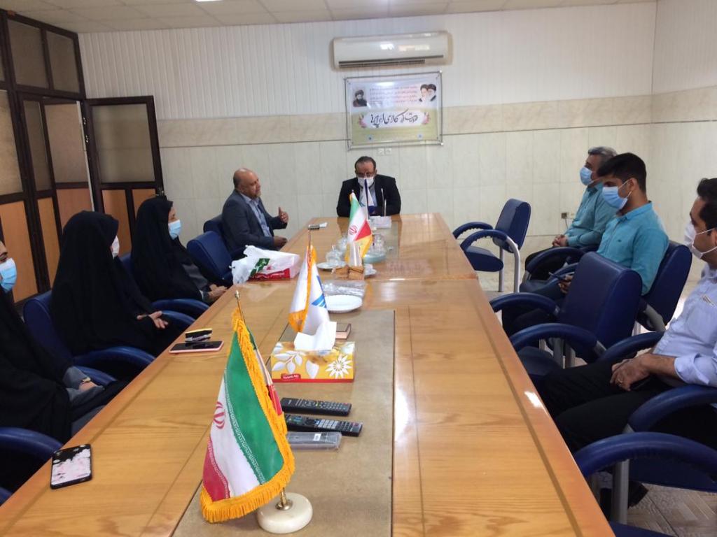مهدی زارع در دیدار مسئولان و کارکنان آموزشکده سمای دانشگاه آزاد اسلامی واحد لارستان
