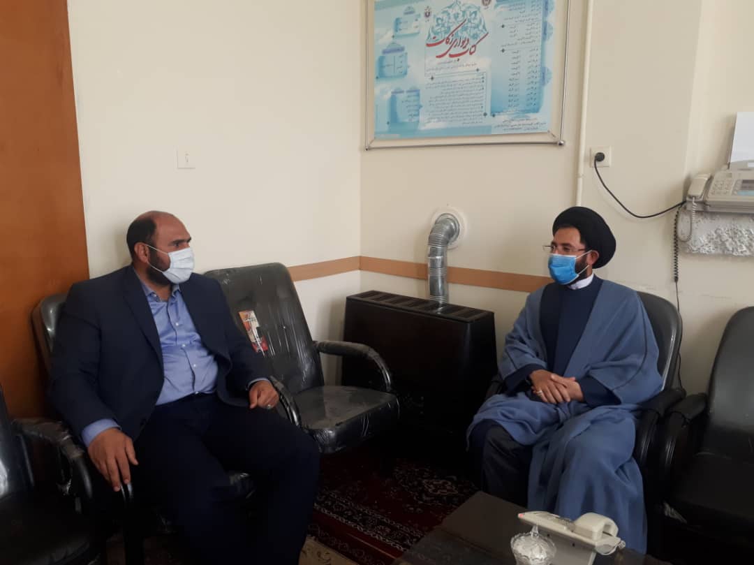 حجتالاسلام سیدعباس موسوی در دیدار رئیس دانشگاه آزاد اسلامی واحد سروستان