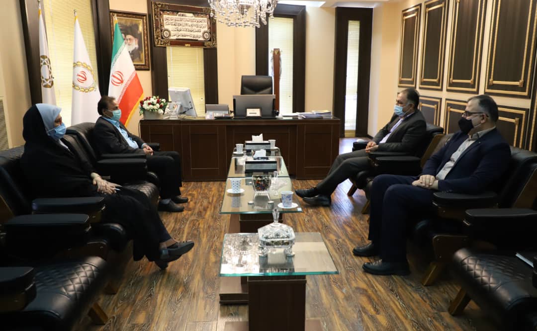 نشست مسئولان بانک ملی با مدیران مدارس سما
