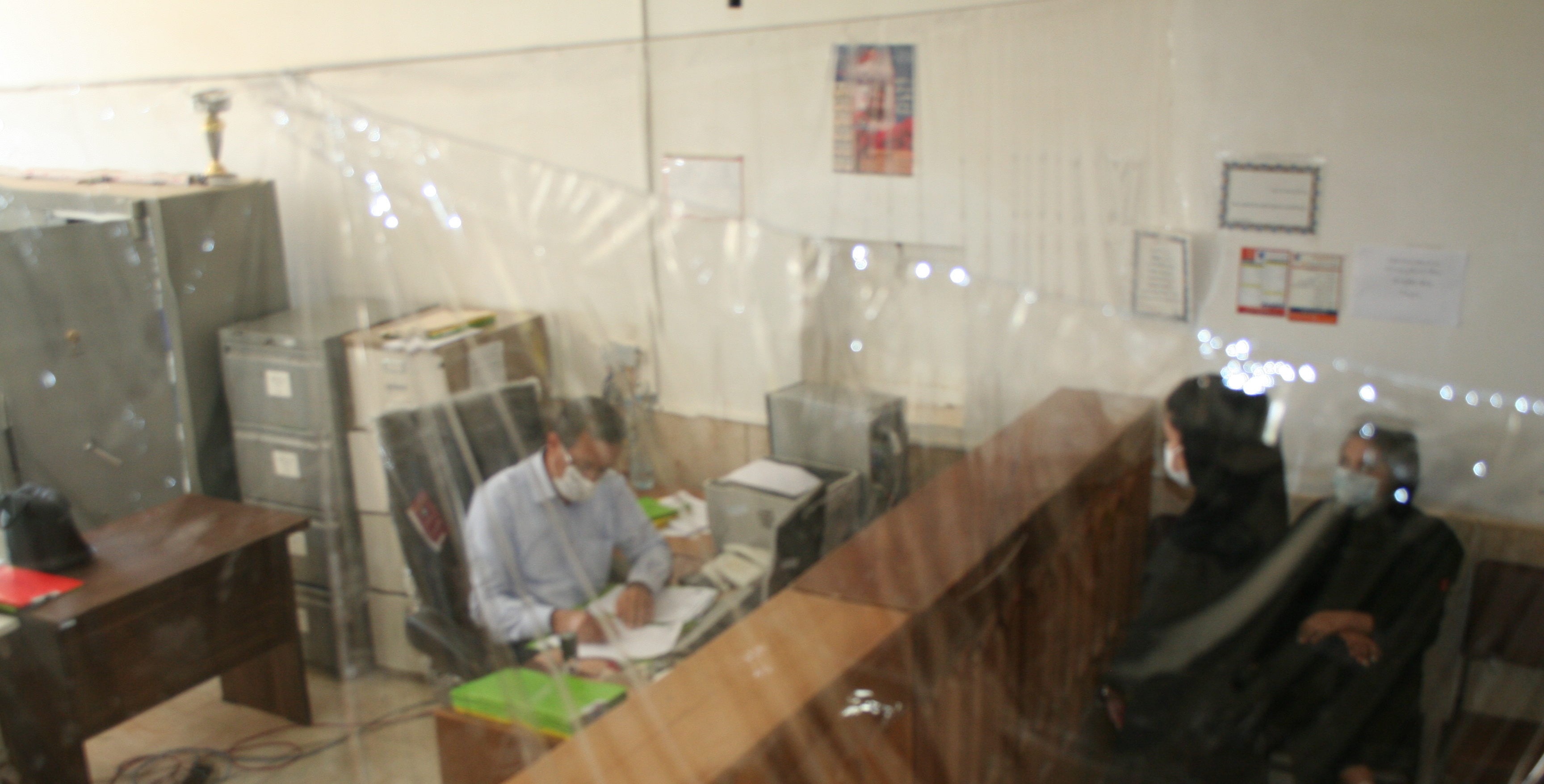 خدمات کرونایی در دانشگاه آزاد اسلامی واحد آباده