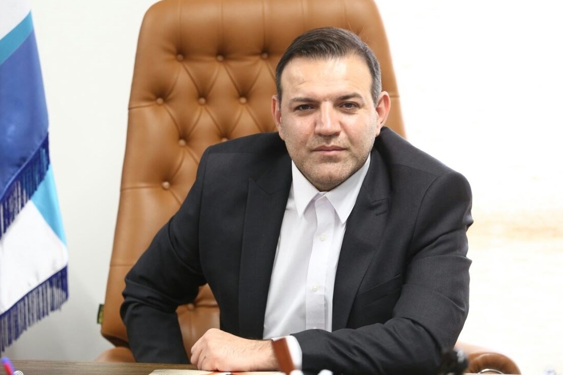 شهابالدین عزیزی خادم
