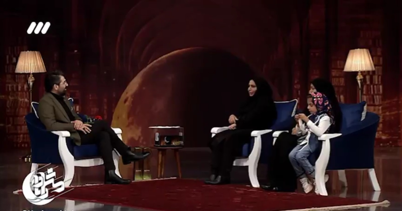 برنامه مثل ماه