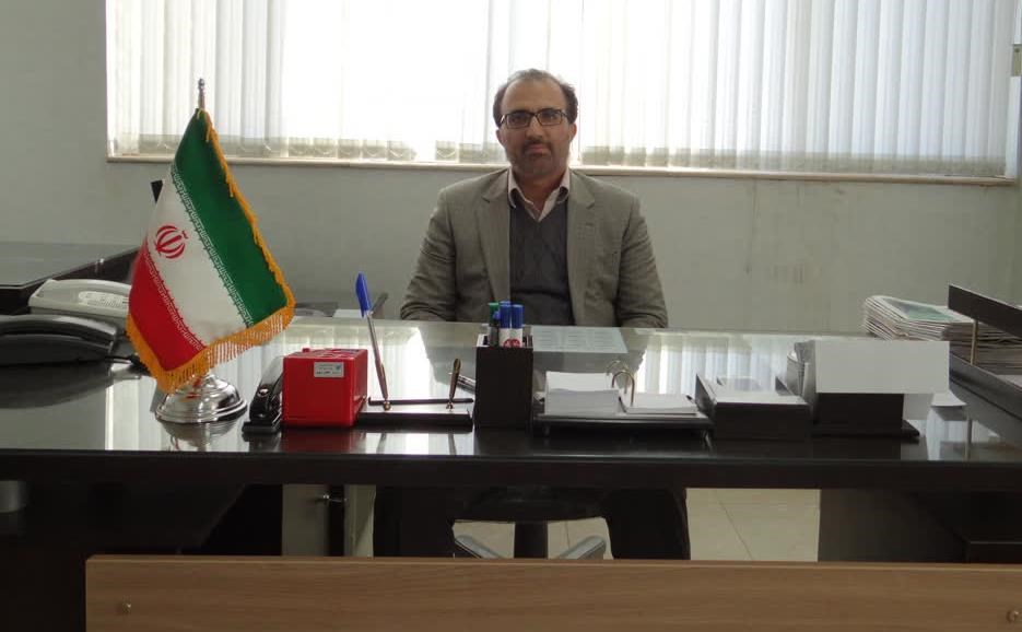 اکبر پیرستانی