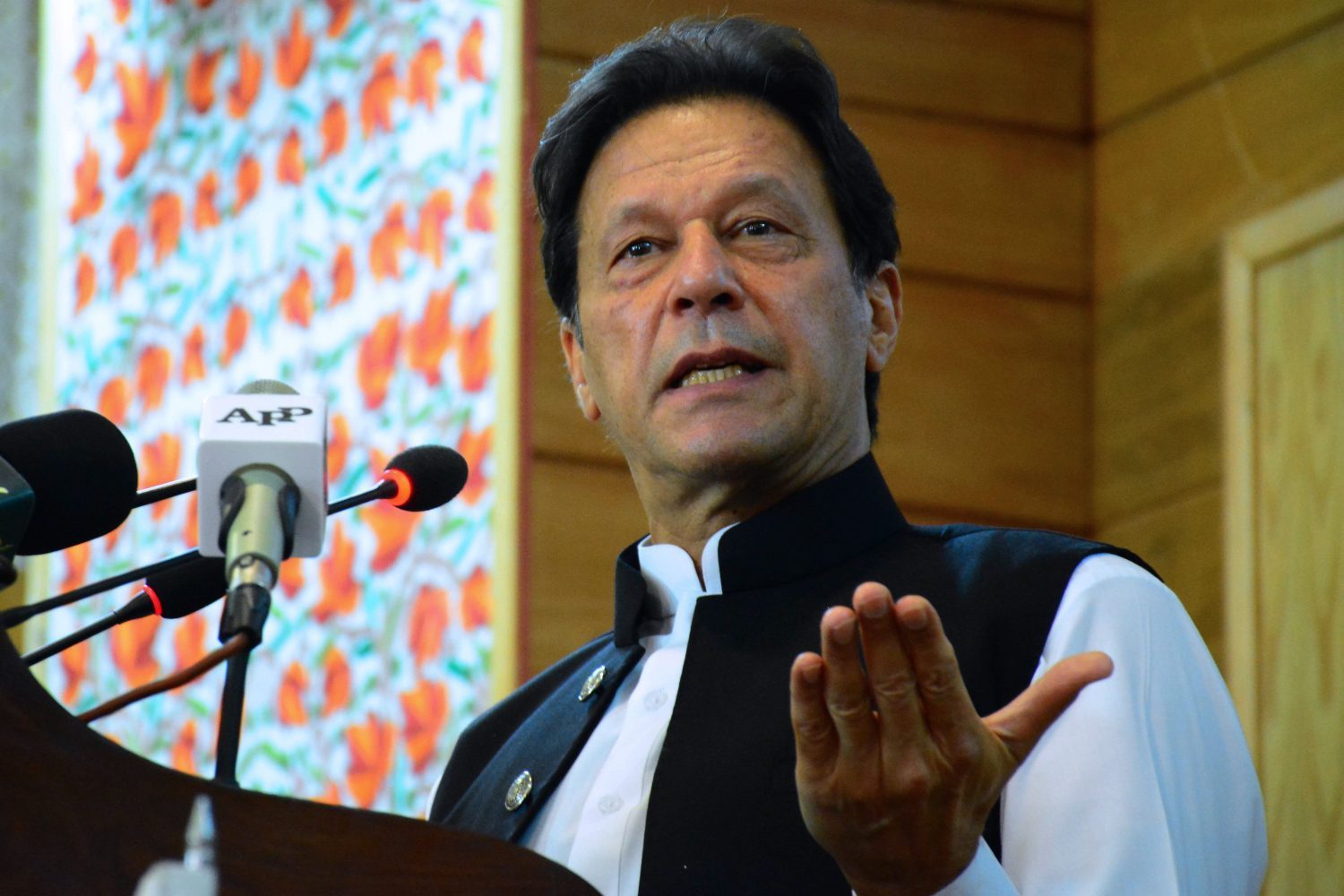 عمران خان