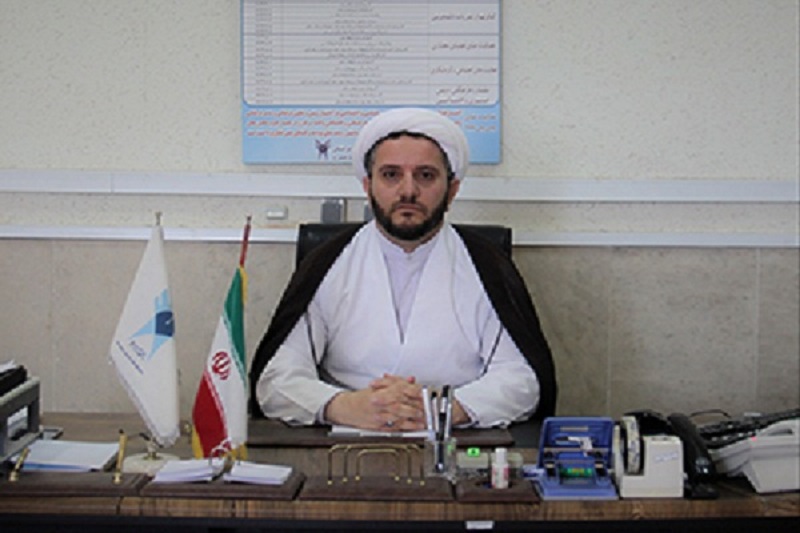 حجتالاسلام ابراهیم اکبری معاون فرهنگی دانشجویی دانشگاه آزاد اسلامی واحد کرج