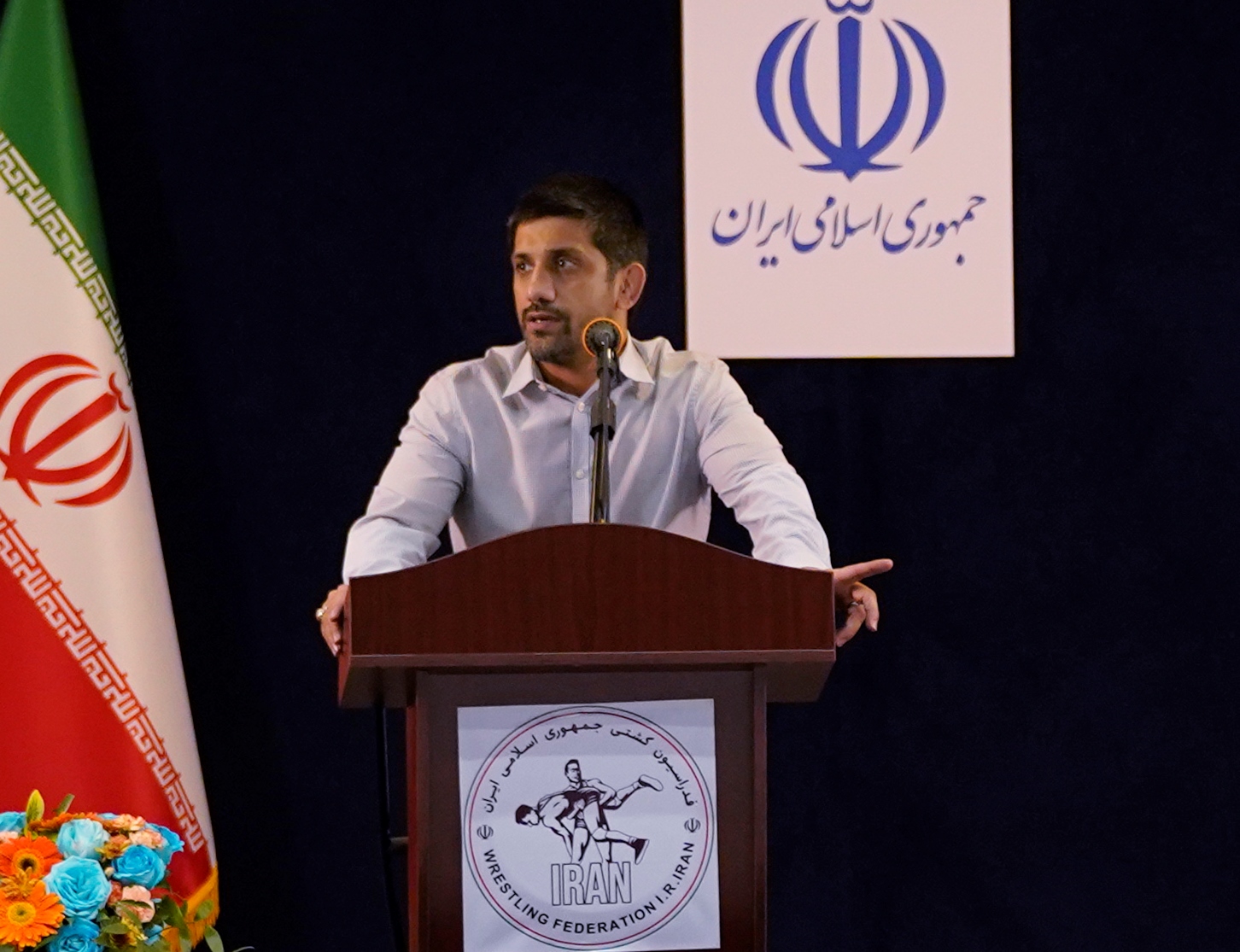 علیرضا دبیر