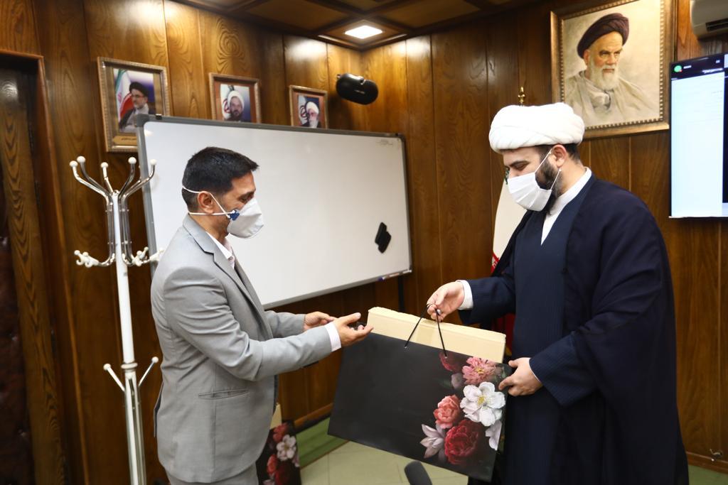 روز معلم