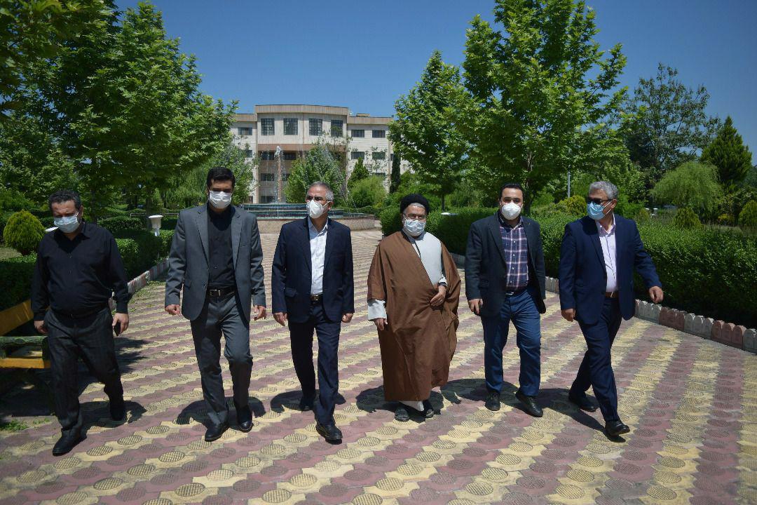 بازدید نماینده مجلس شورای اسلامی از دانشگاه آزاد بندرگز