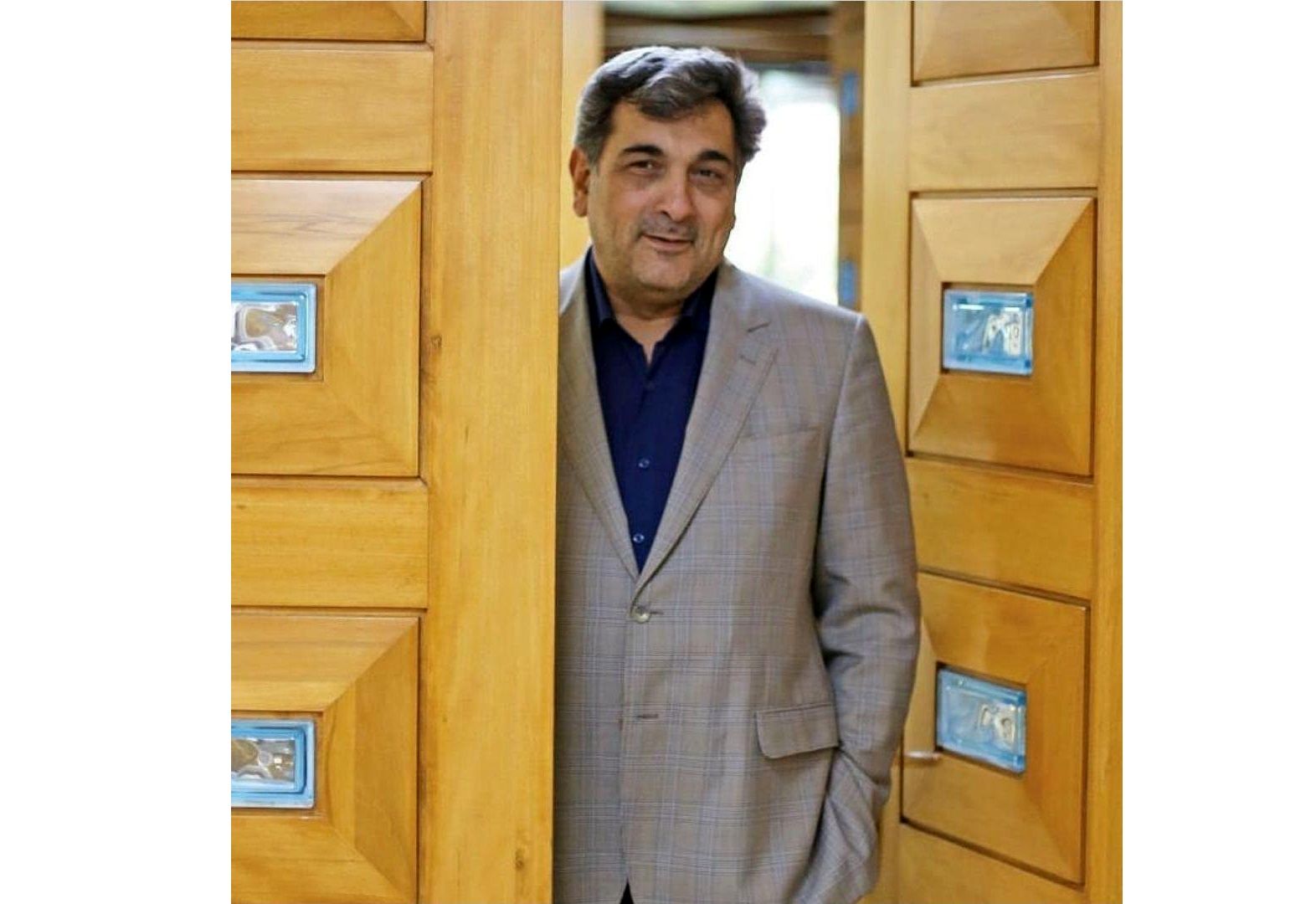 پیروز حناچی