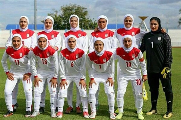 فوتبال بانوان