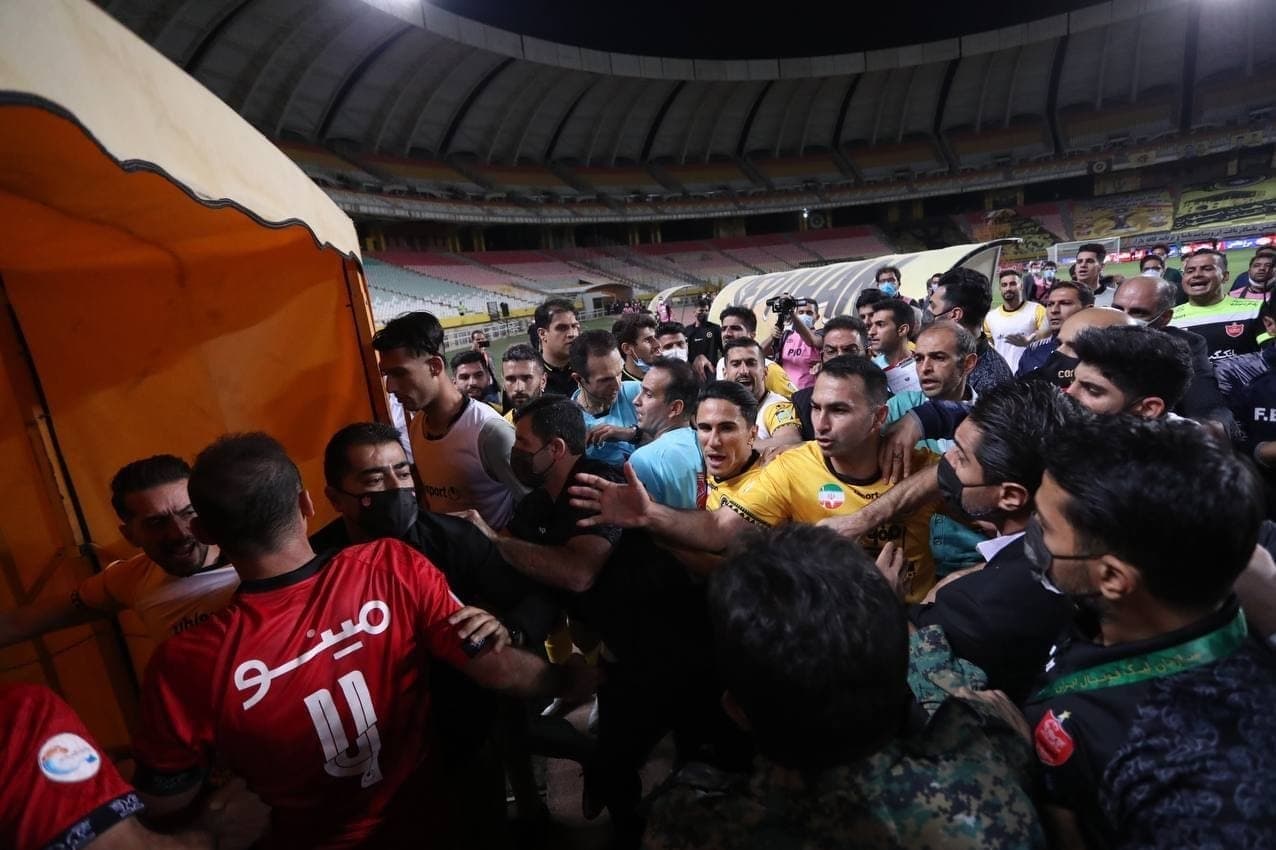درگیری در بازی سپاهان پرسپولیس