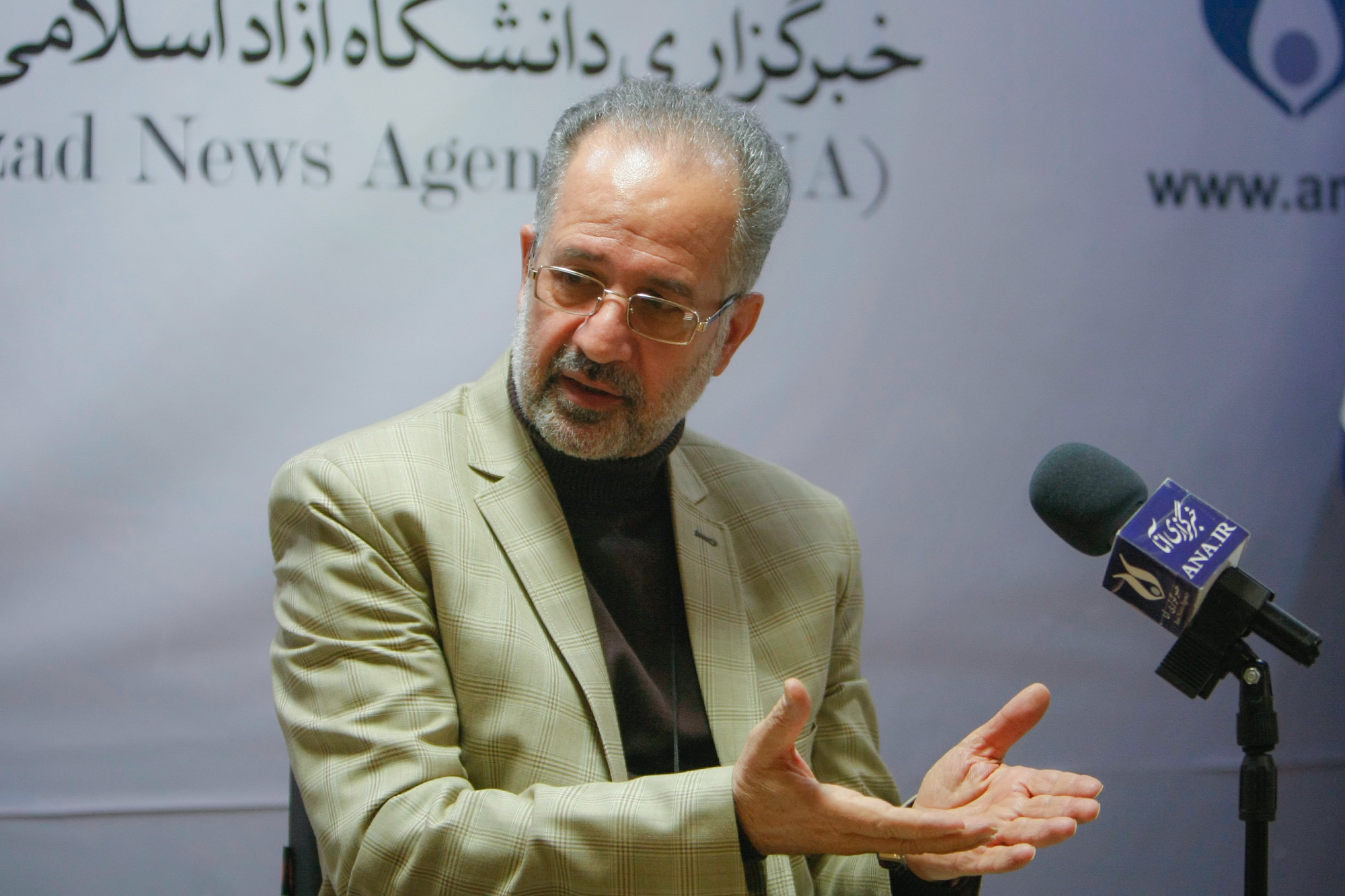 سیدهادی سیدافقهی
