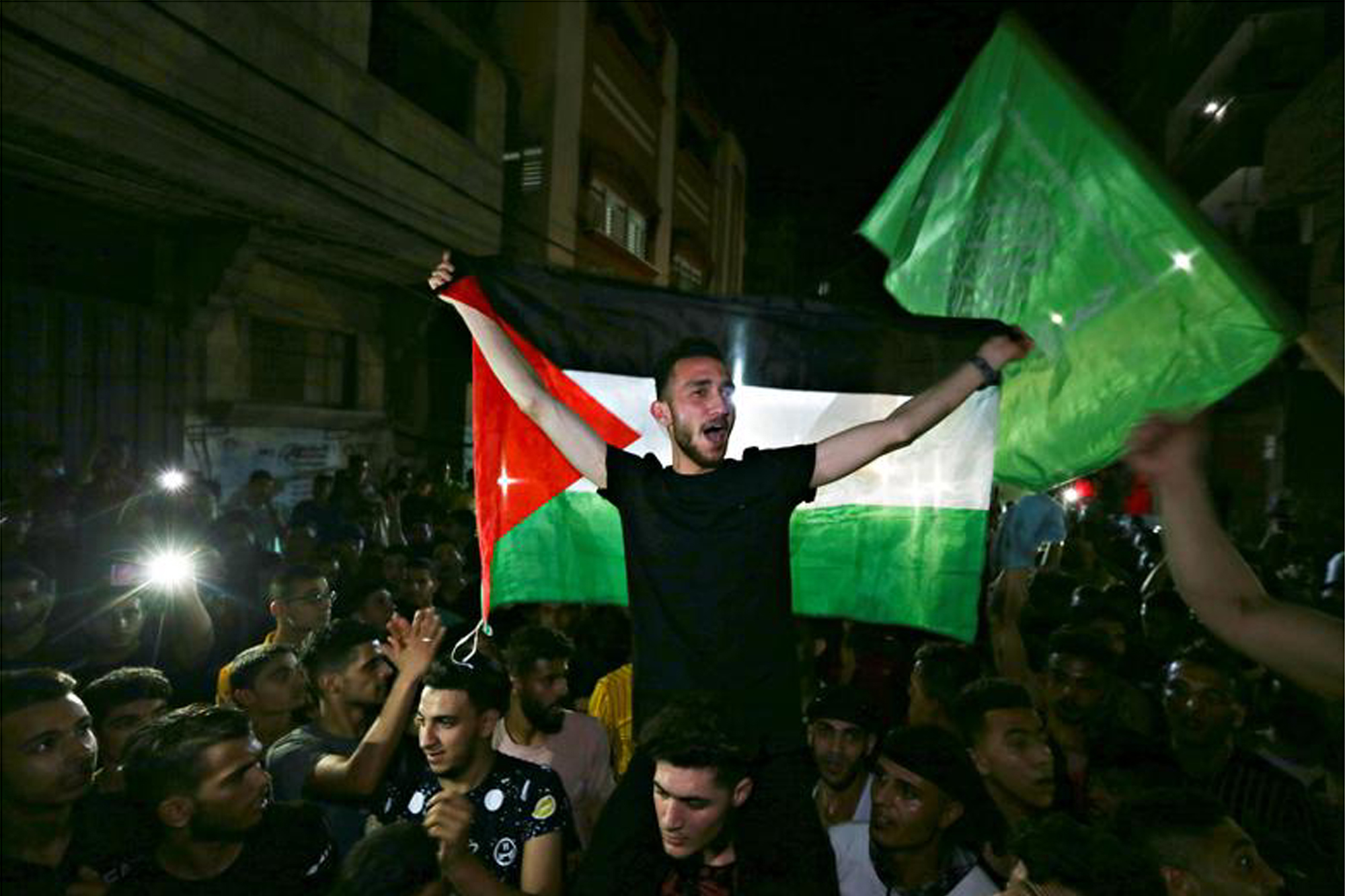شادی فلسطینیان از آتشبس میان حماس و اسرائیل