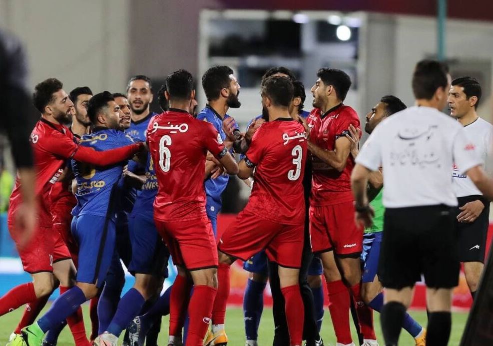 درگیری بازیکنان پرسپولیس و استقلال دربی 95