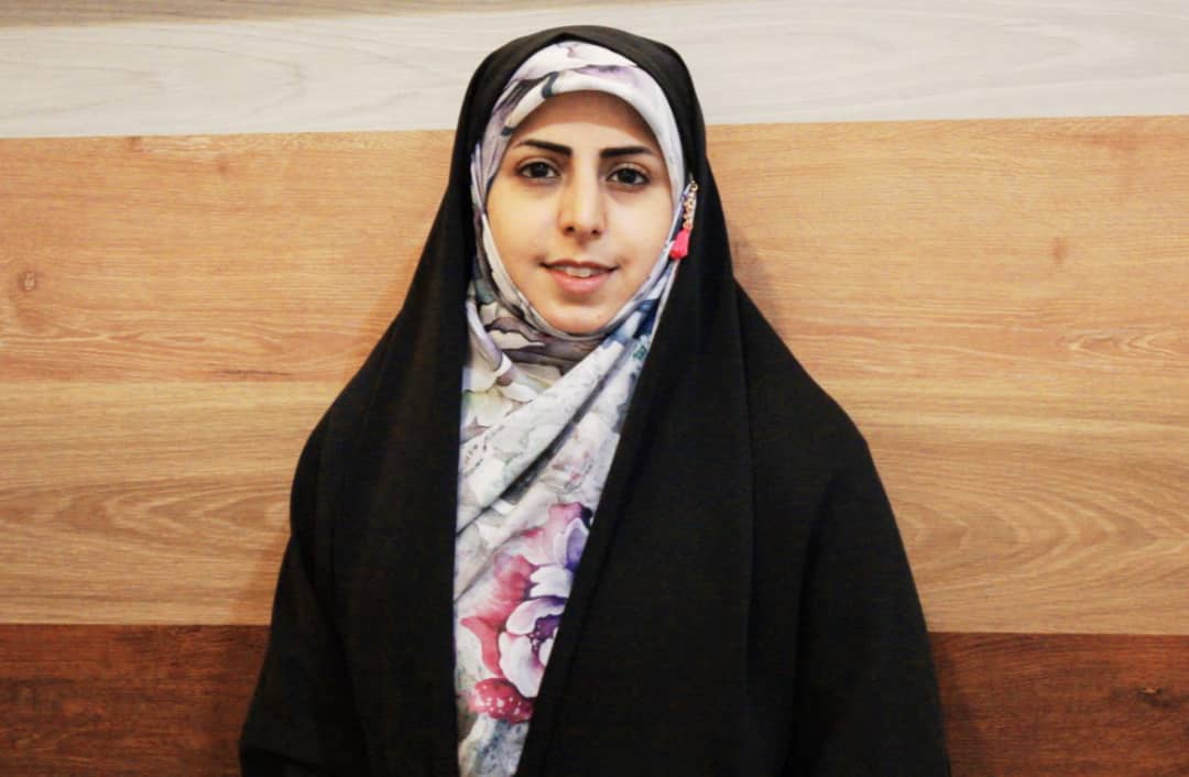 فاطمه خدیوی