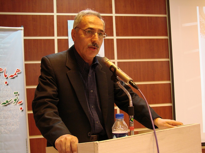 منصور حقیقتیان