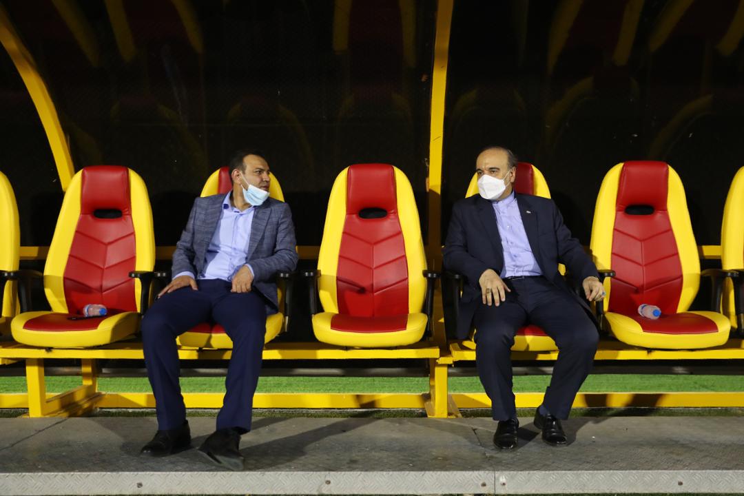 عزیزی خادم