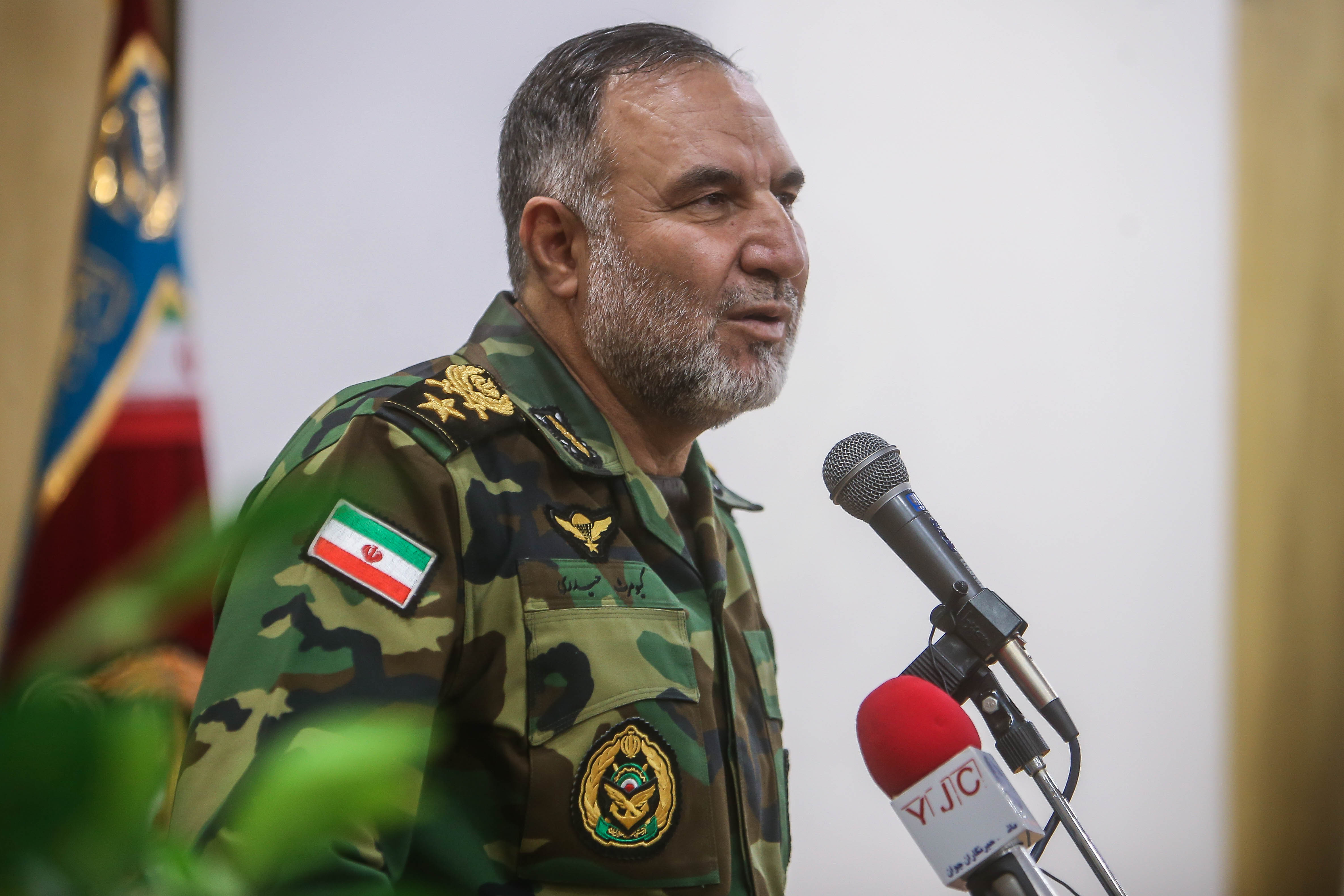 بازدید امیر حیدری از بیمارستان خانواده ارتش