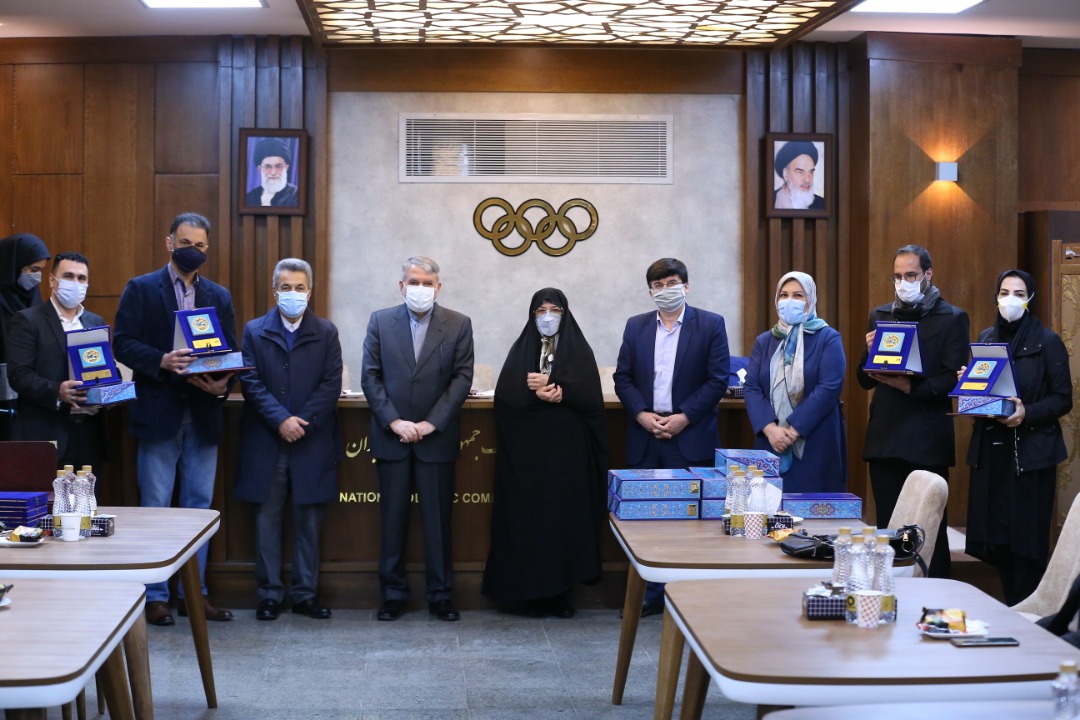 افتخارآفرینی دانشگاه آزاد اسلامی شاهرود در جشنواره انتخاب برترین آثار علمی حوزه مدیریت پایدار در ورزش