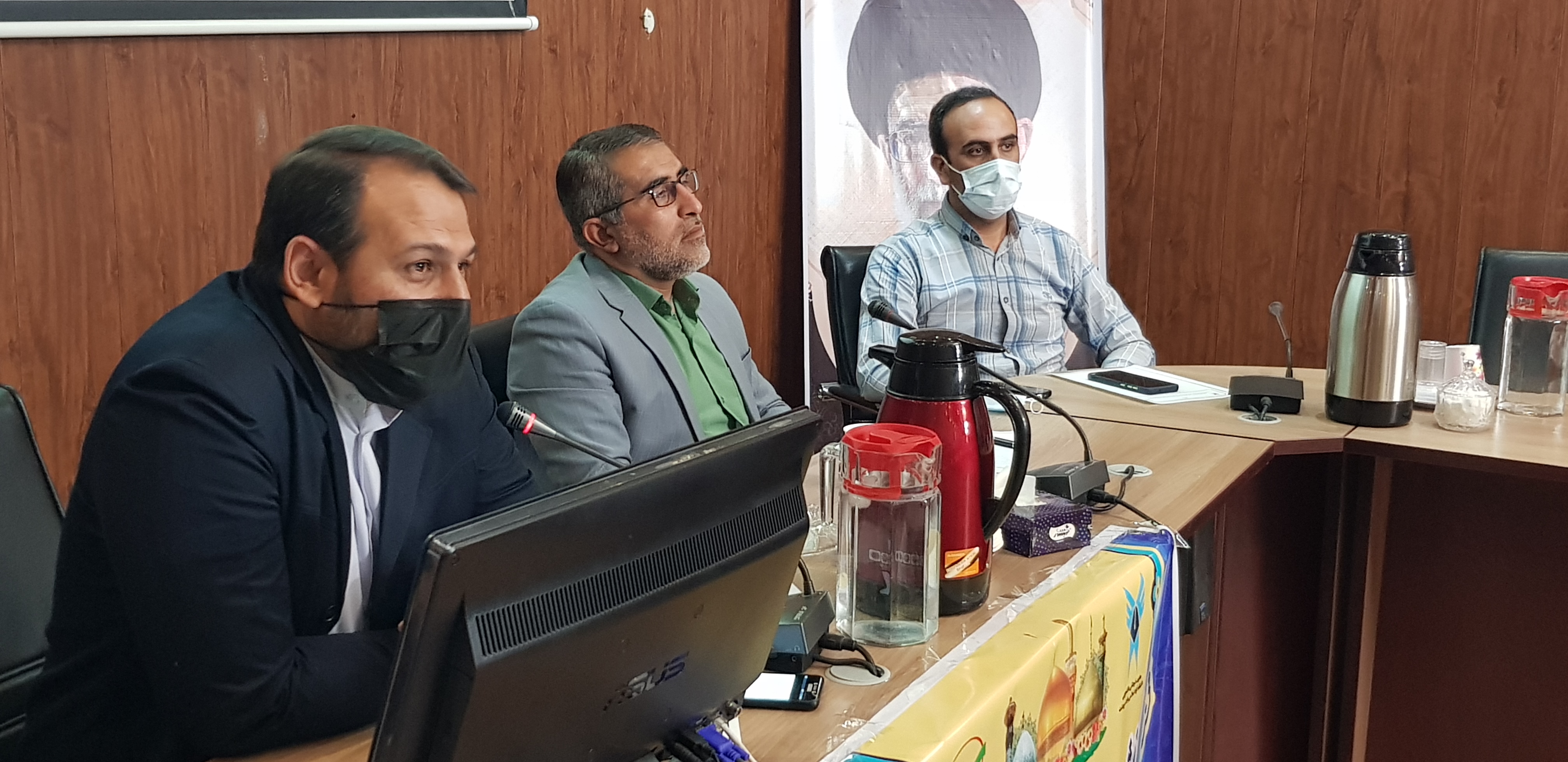 نشست مسئولان دانشگاه آزاد اسلامی مرودشت و بسیج