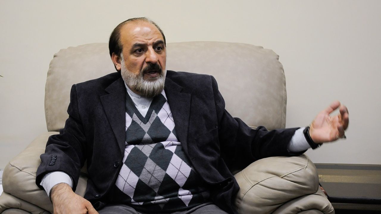 حسین انواری
