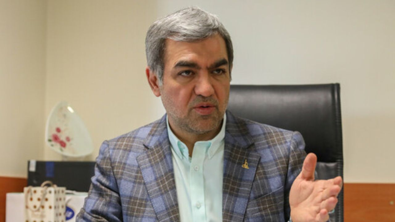 مهدی شادنوش