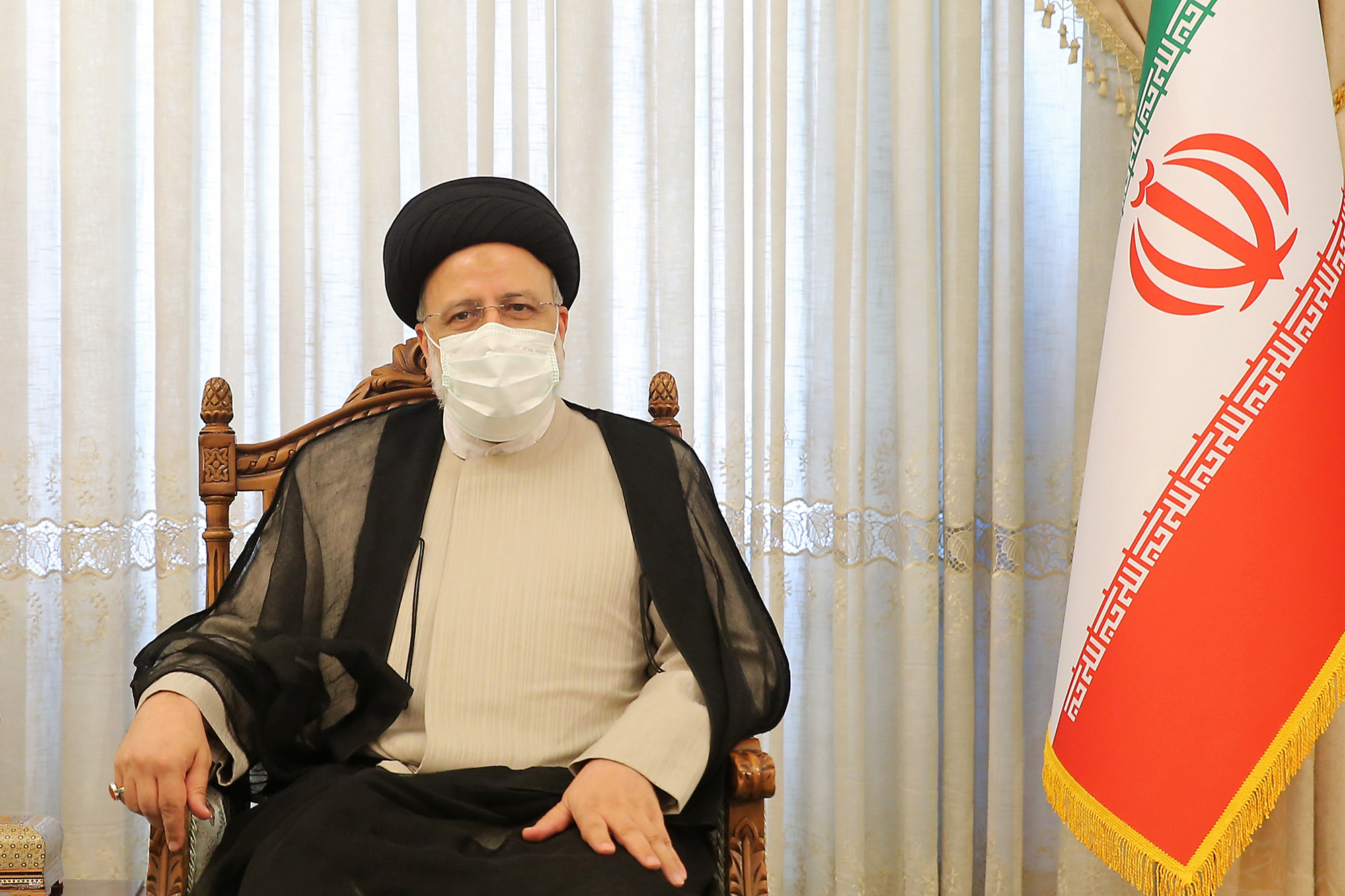 دیدار رئیس جمهور منتخب با کاندیداهای انتخابات ۱۴۰۰