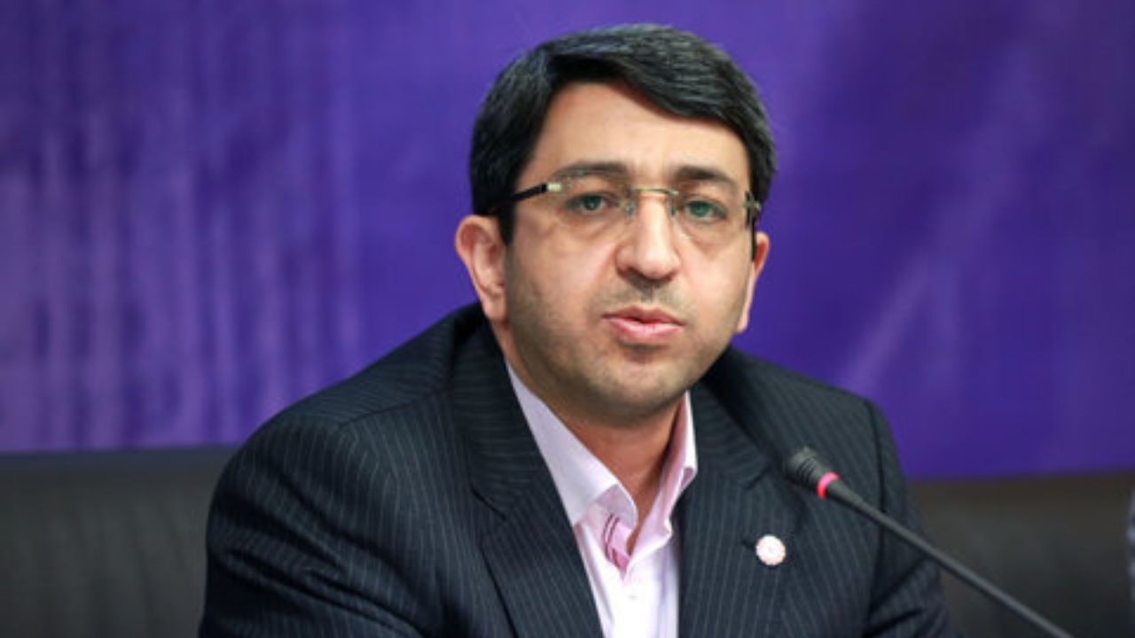 قبادی دانا