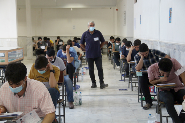 آزمون سراسری در دانشگاه آزاد اسلامی میانه
