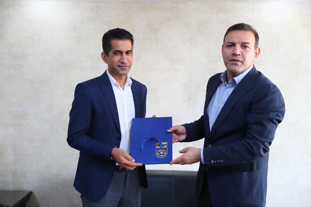 شهابالدین عزیزی خادم حسن کامرانیفر