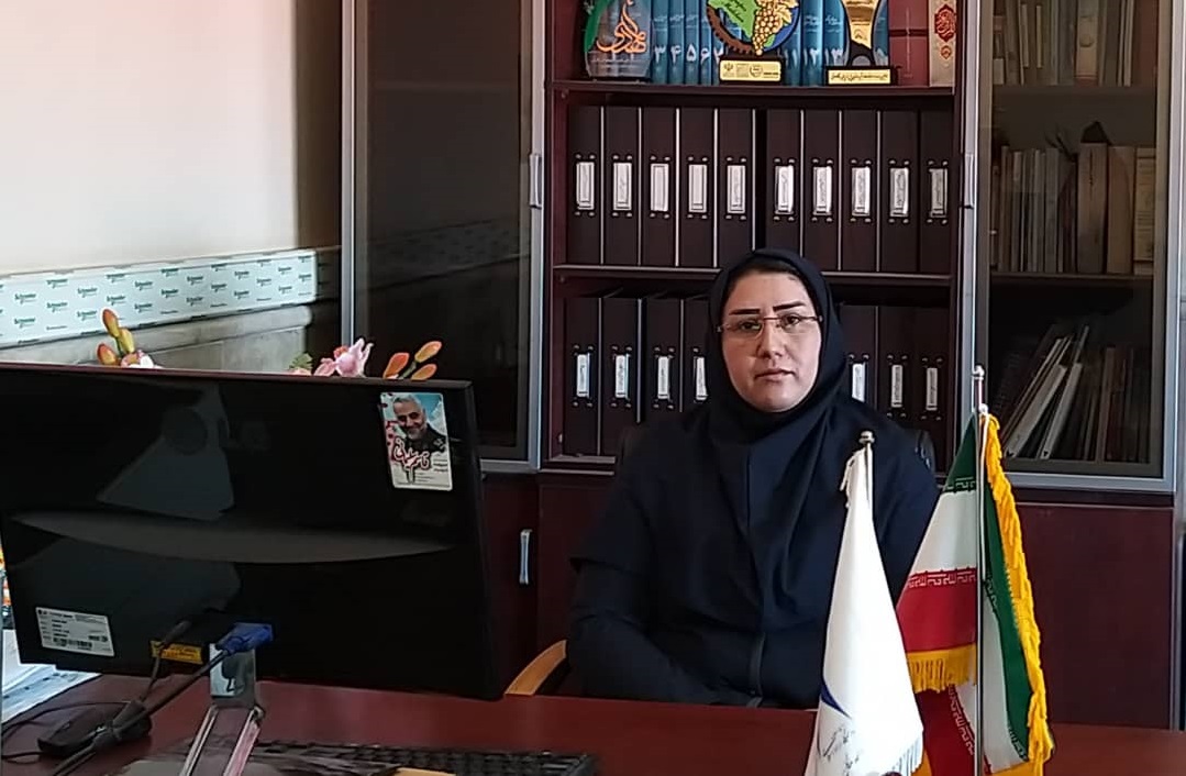 نفیسه اسدزاده
