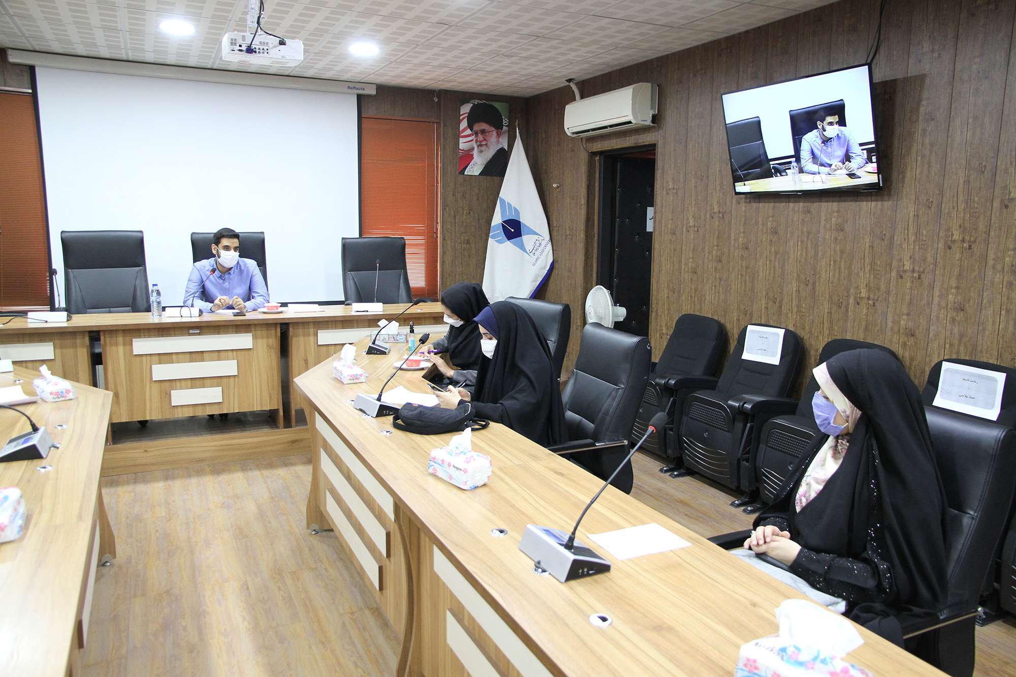 نشست مسئولان ایسکانیوز و دانشگاه آزاد اسلامی فارس