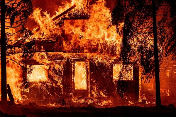 آتش سوزی آمریکا