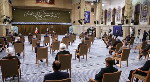 رهبر انقلاب
