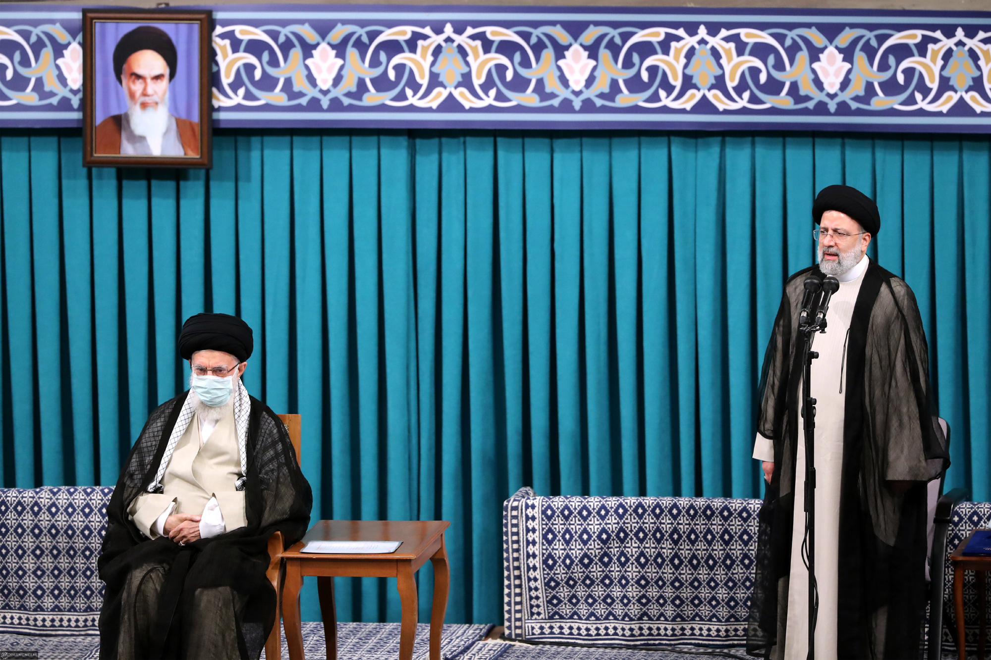 مراسم تنفیذ حکم سیزدهمین دوره ریاست جمهوری توسط رهبر انقلاب