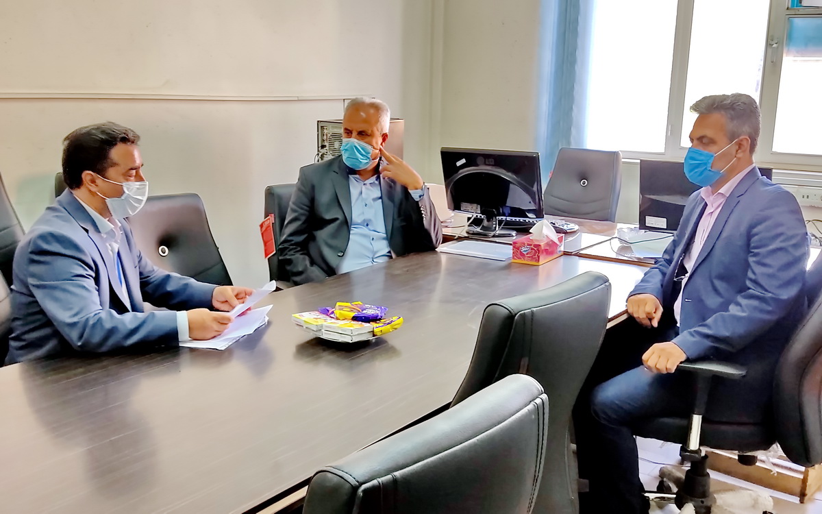 دیدار فرماندار شهرستان ویژه مراغه از آزمون نظام‌ مهندسی در دانشگاه آزاد اسلامی واحد مراغه