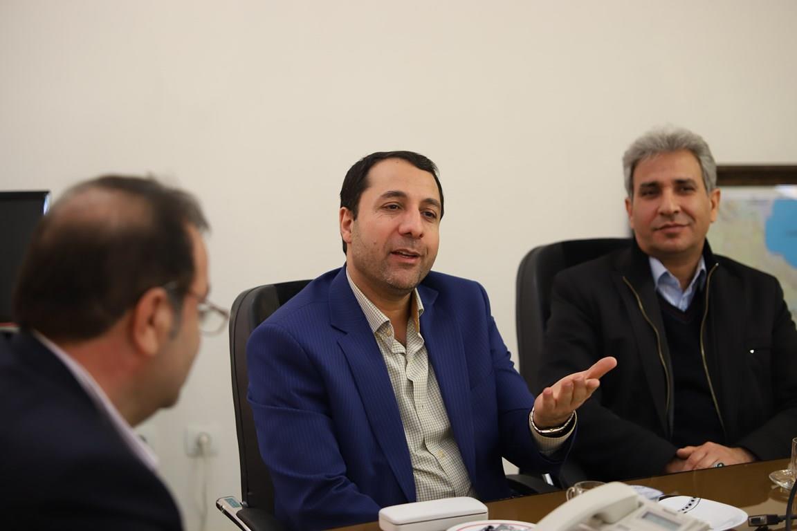 علی صالح آبادی