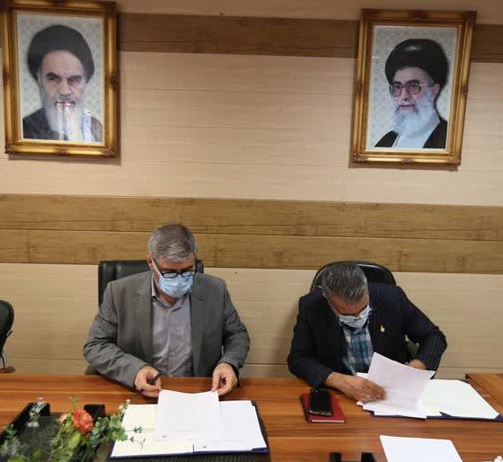 مراسم انعقاد تفاهمنامه دو جانبه همکاری علمی، تحقیقاتی، آموزشی و صنعتی میان دانشگاه آزاد اسلامی استان مرکزی و سازمان صنعت، معدن و تجارت استان مرکزی