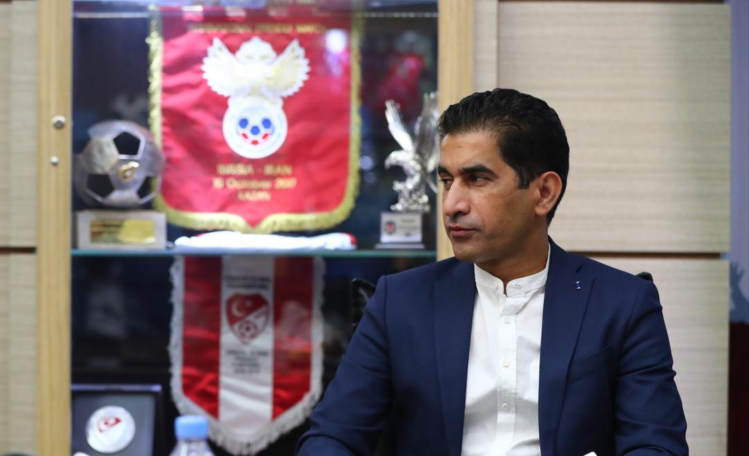 حسن کامرانیفر