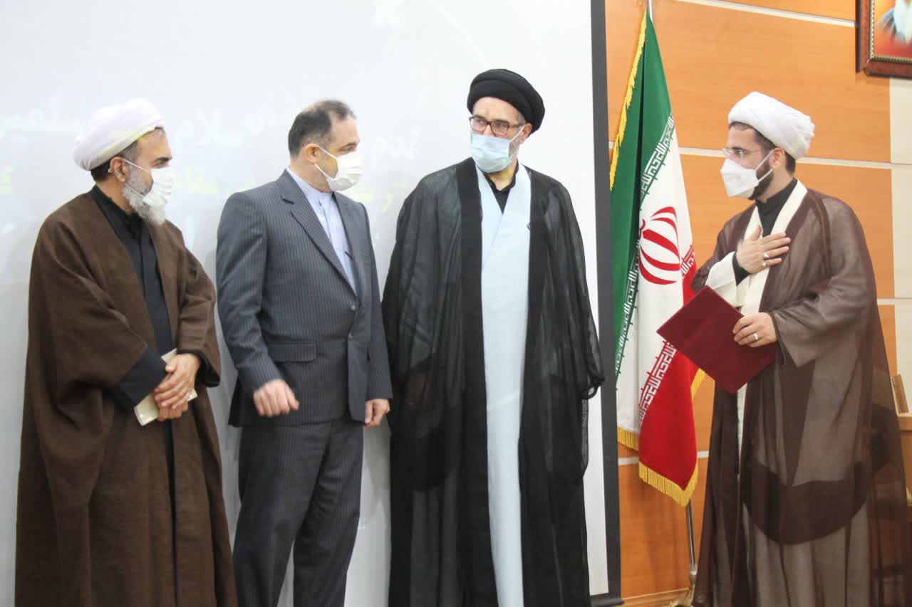 معاون دفتر نهاد نمایندگی رهبری در دانشگاه آزاد اسلامی شرق گیلان معرفی شد
