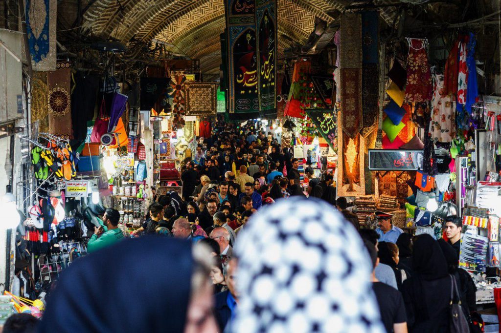با یادآوری اینکه بیشترین واحدهای تجاری سطح شهر در منطقه 12 پایتخت و بهویژه محدوده بازار تهران متمرکز است، تأکید کرد: در صورت برنامهریزی بهتر برای ممیزی املاک در این منطقه، شاهد افزایش درآمدهای پایدا