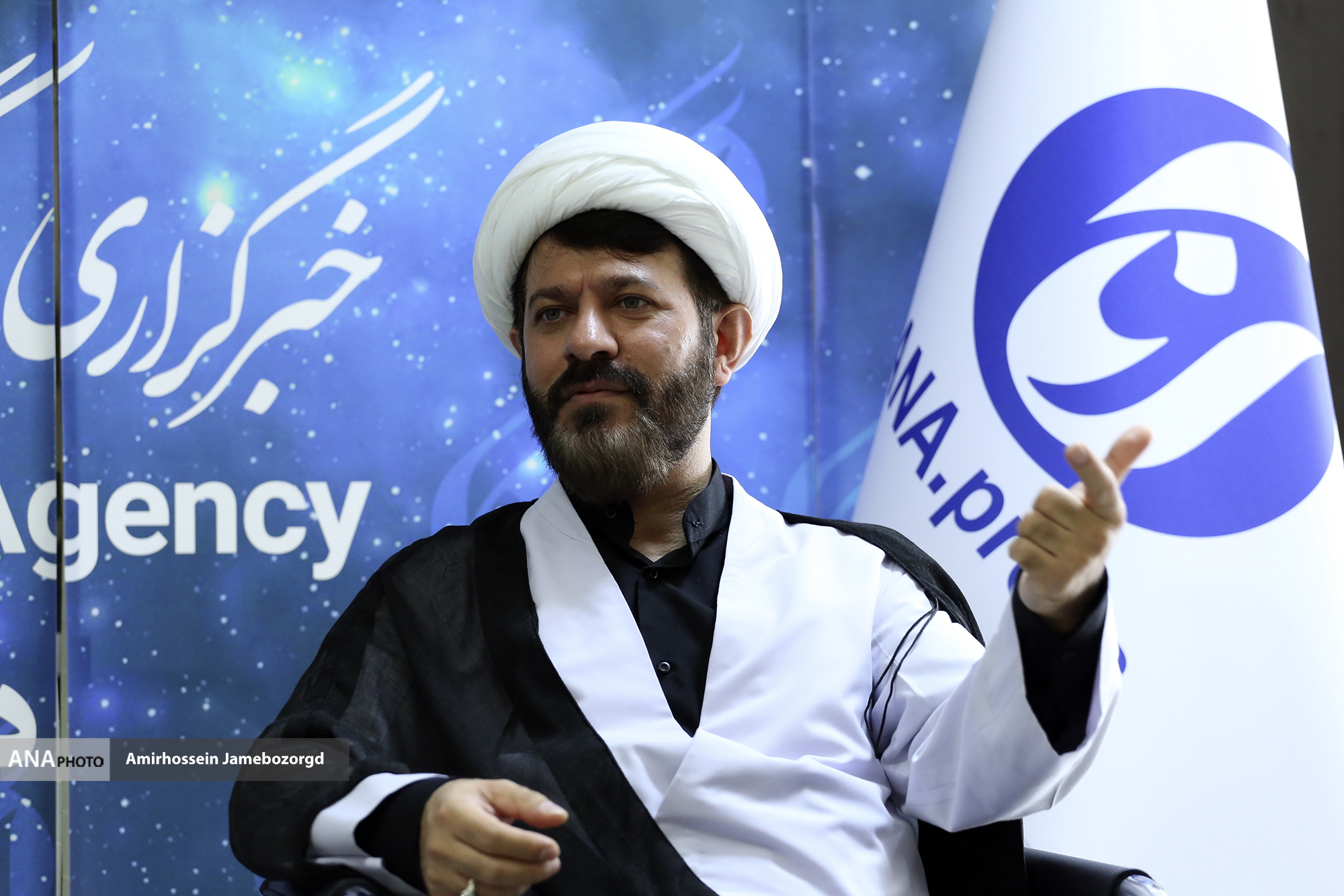 حضور مسئولان دفاتر مقام معظم رهبری در دانشگاه آزاد در خبرگزاری آنا