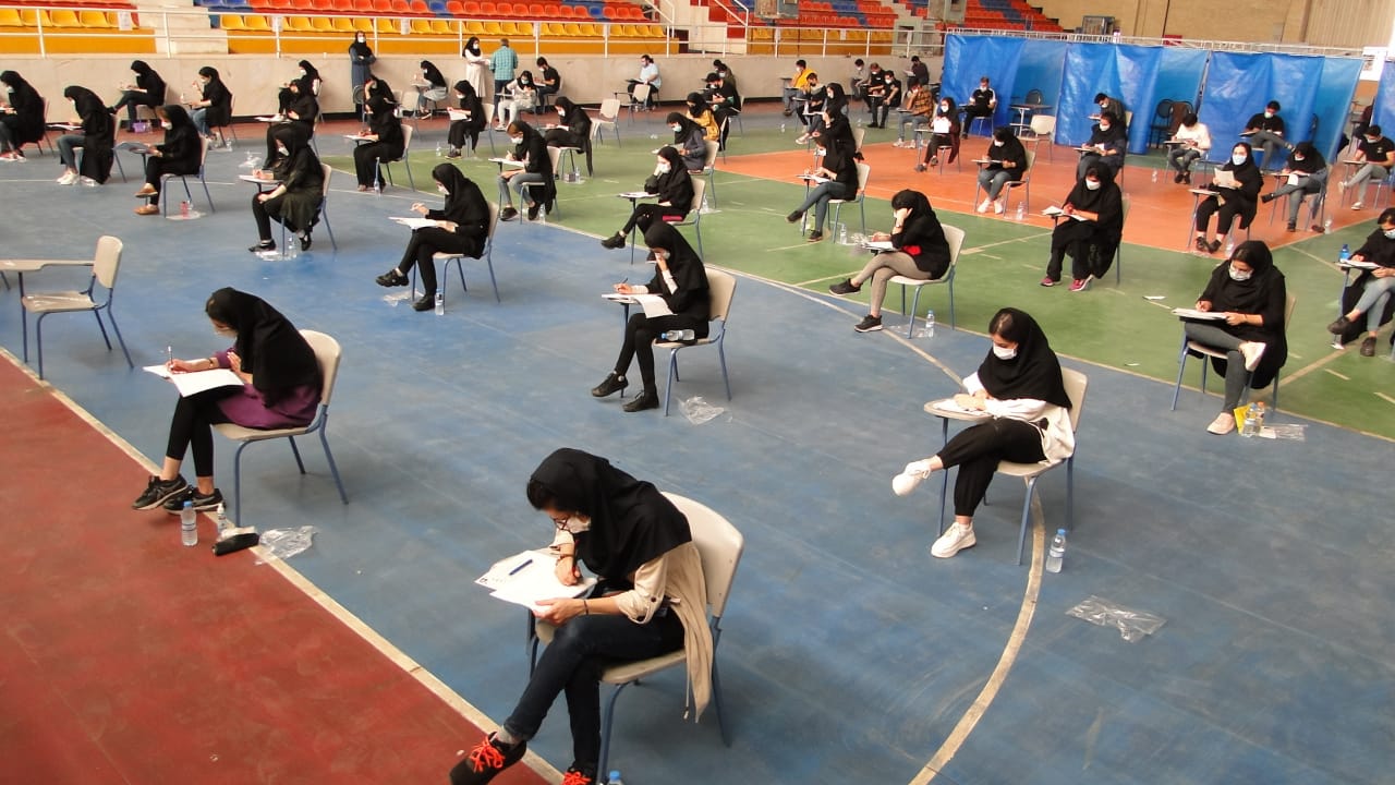 آزمون جامع پیشدرمانگاهی دامپزشکی در دانشگاه آزاد اسلامی گرمسار برگزار شد