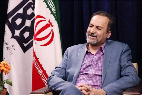 حسین قناعتی، استاد دانشگاه علوم پزشکی و خدمات بهداشتی درمانی تهران