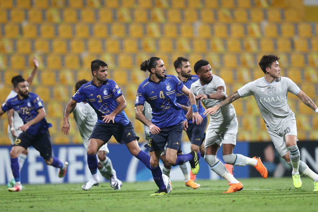 استقلال الهلال