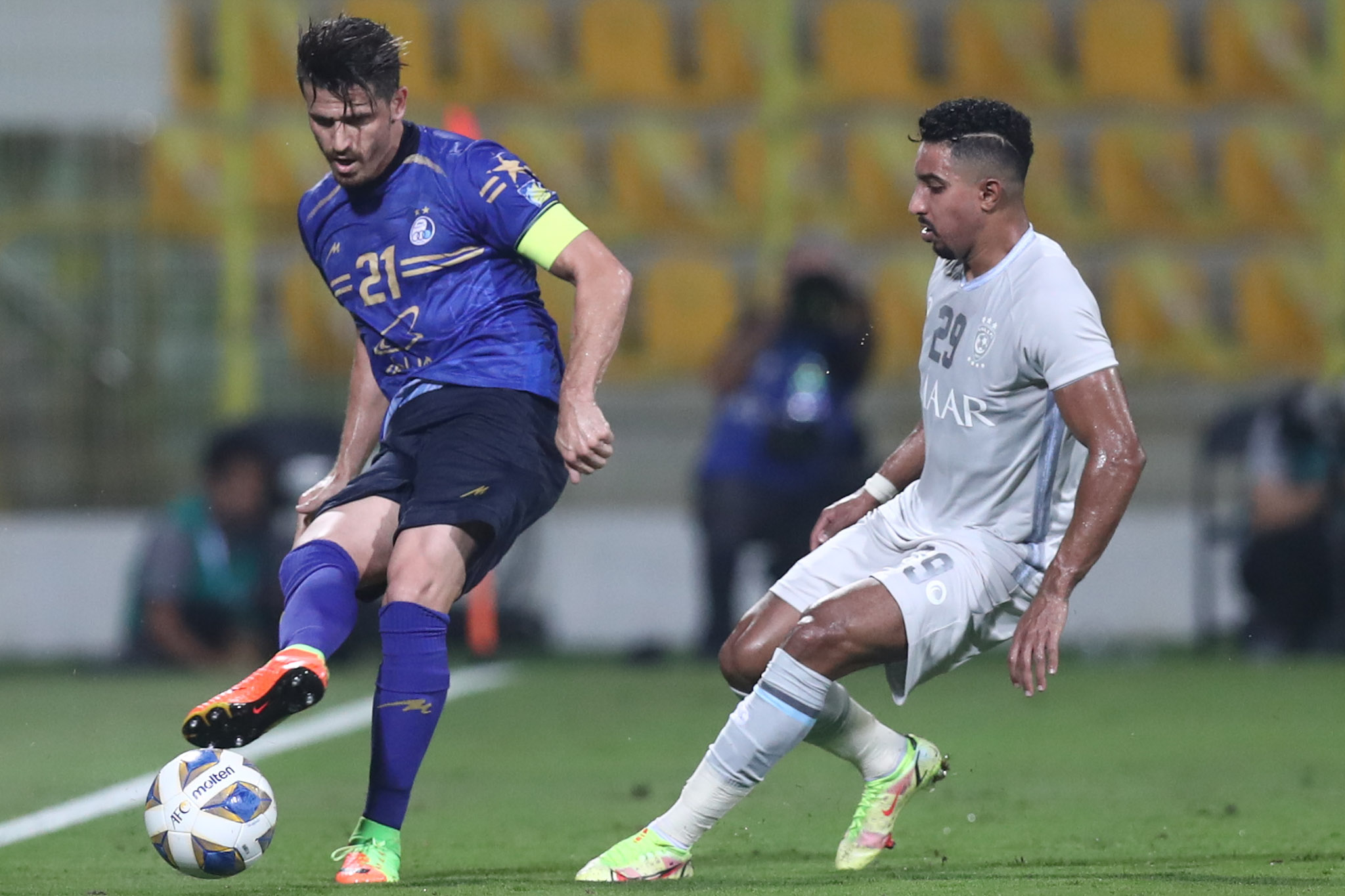 استقلال الهلال